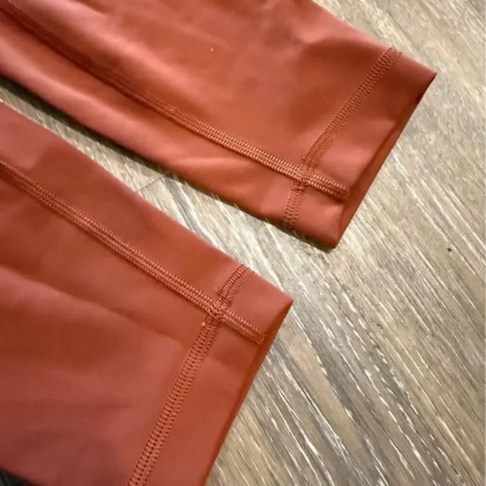 Lululemon size 4 leggings